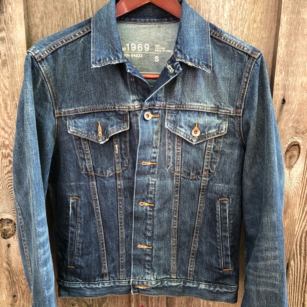 Gap size small men’s